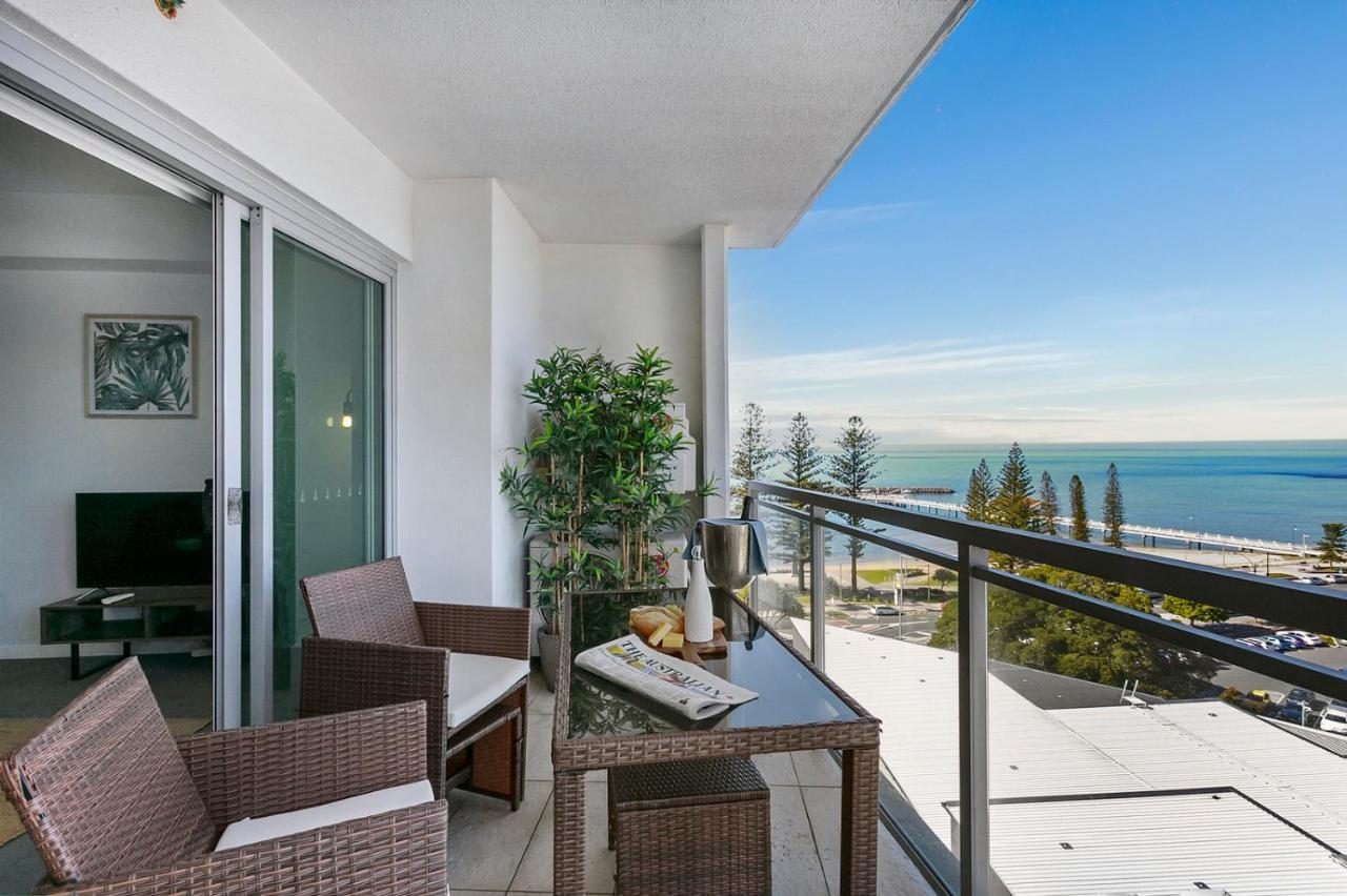 Proximity Waterfront Apartments Redcliffe Buitenkant foto
