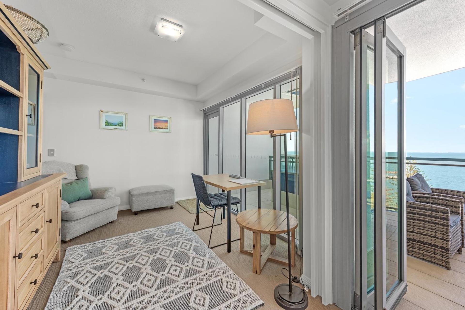 Proximity Waterfront Apartments Redcliffe Buitenkant foto