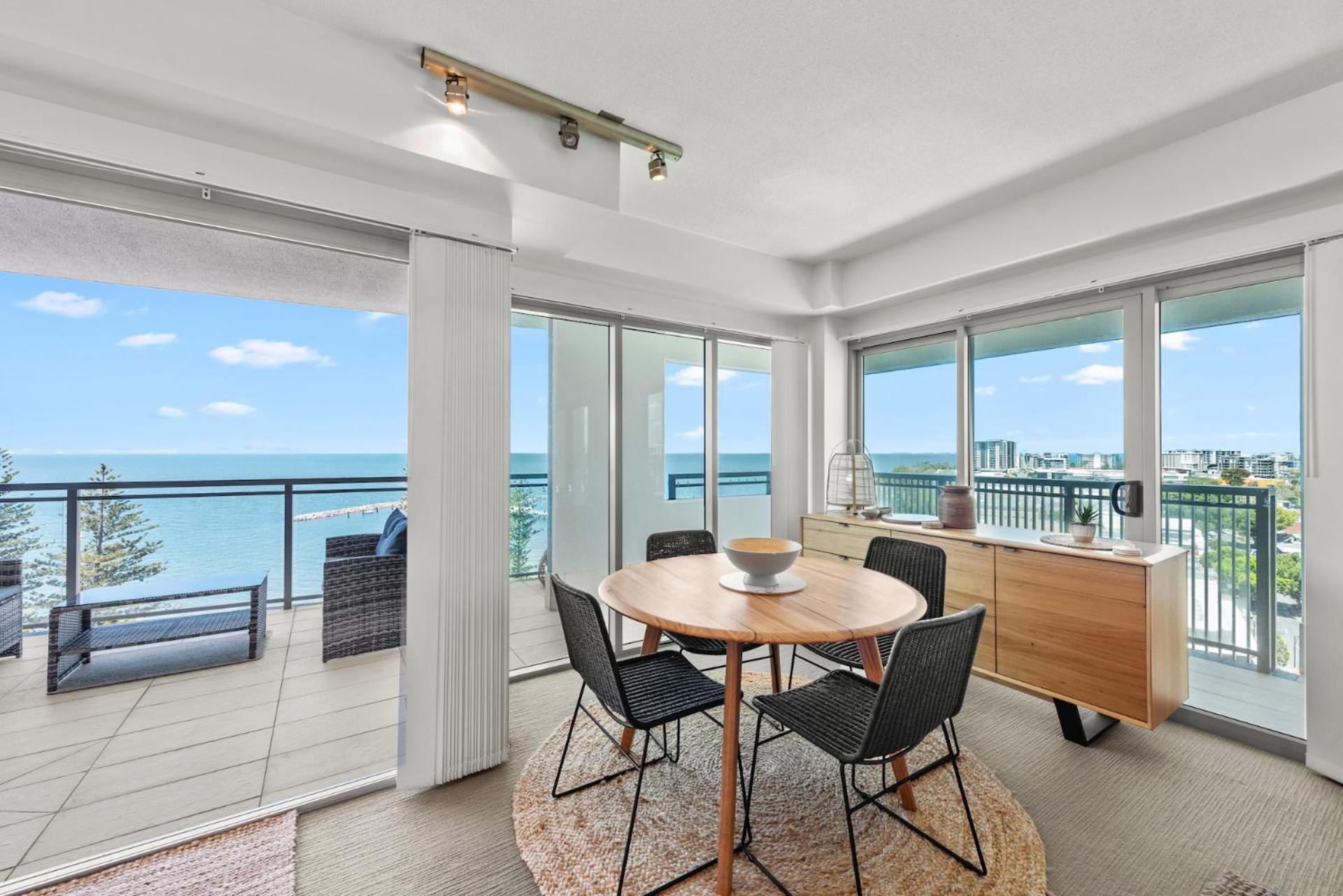 Proximity Waterfront Apartments Redcliffe Buitenkant foto