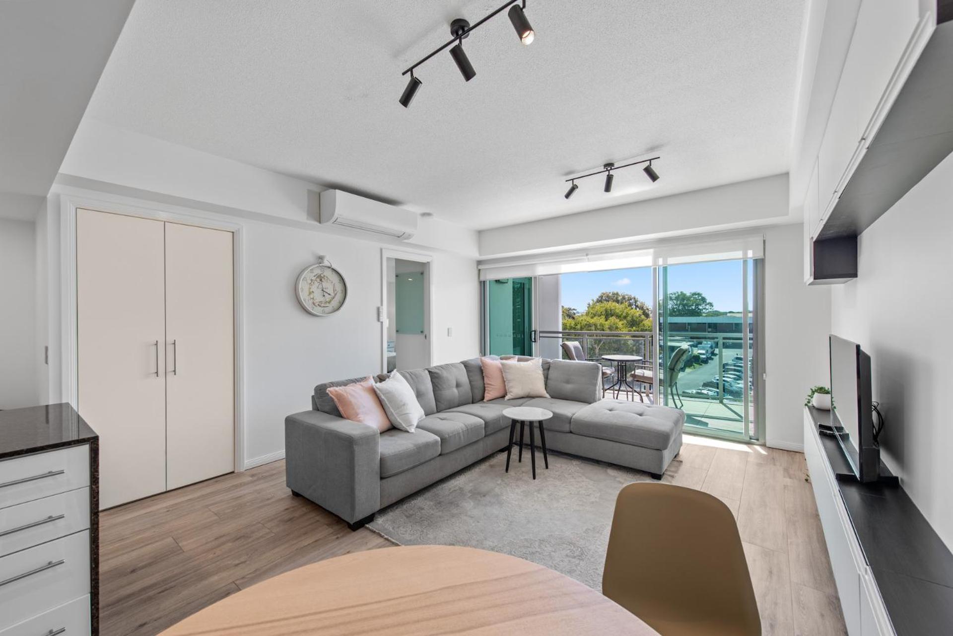 Proximity Waterfront Apartments Redcliffe Buitenkant foto