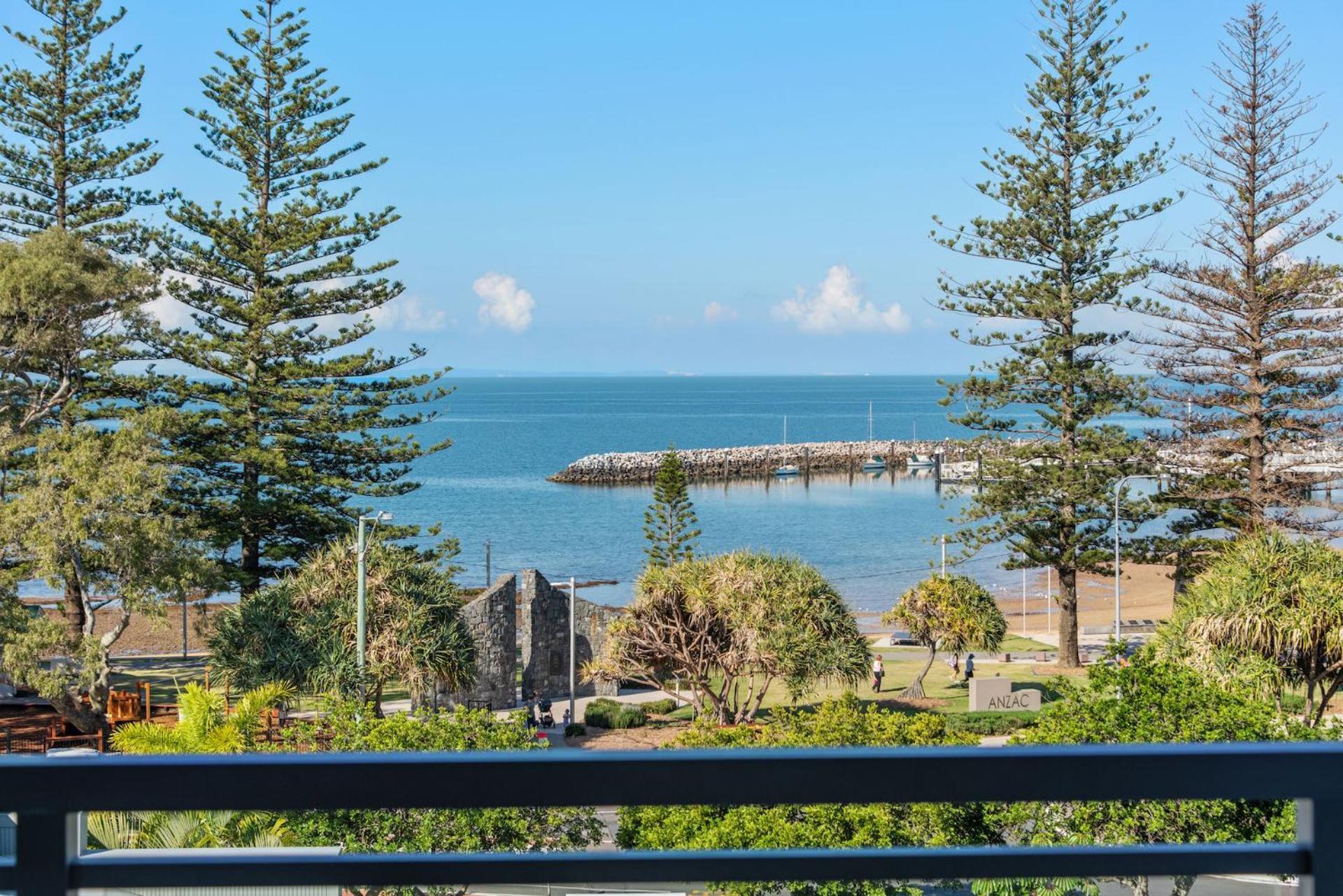 Proximity Waterfront Apartments Redcliffe Buitenkant foto