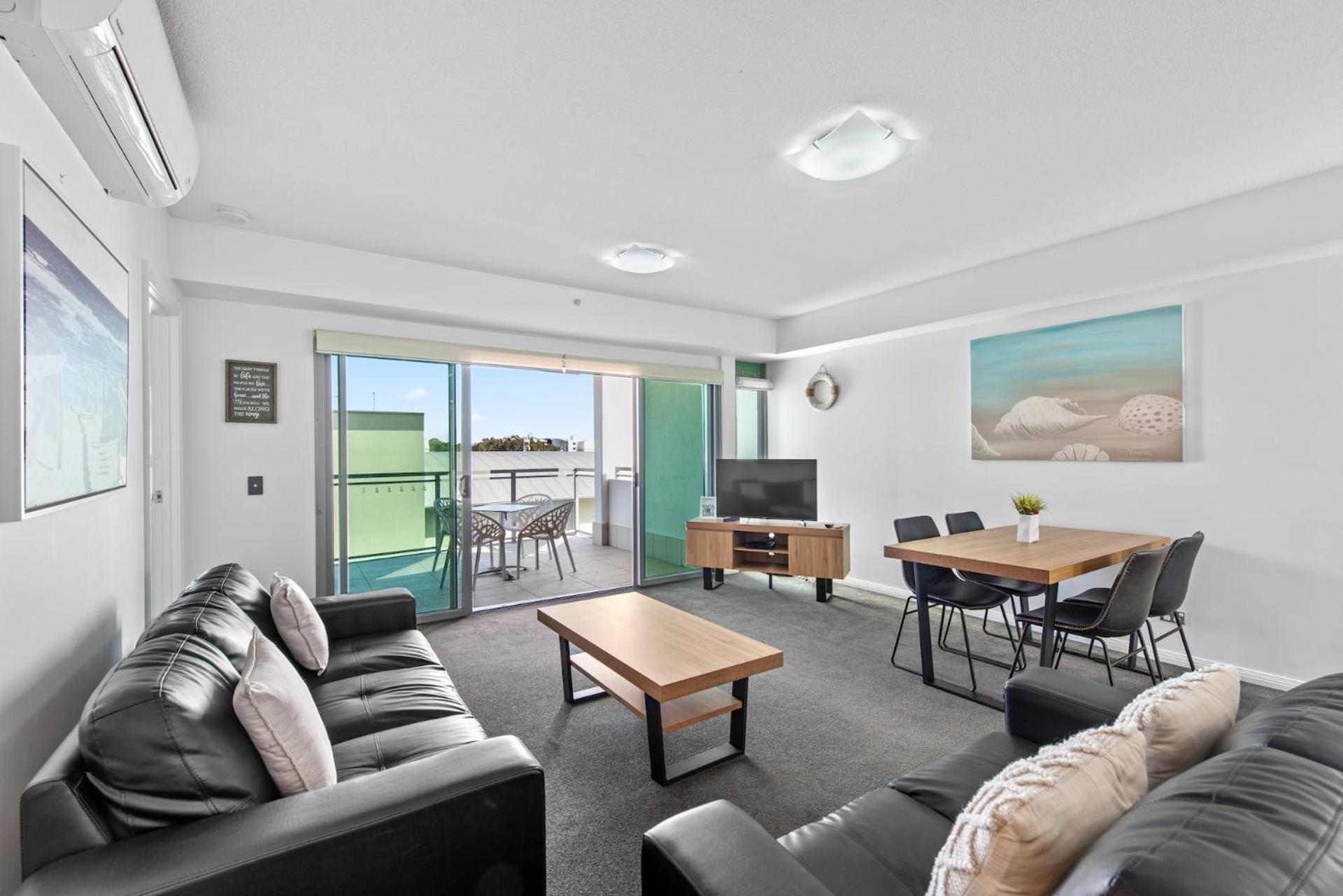 Proximity Waterfront Apartments Redcliffe Buitenkant foto